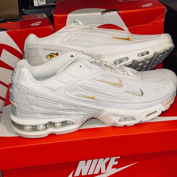 Nike Air Max Plus 3 Men’s Size 11 US *New with original box*  DX2653 100 - Picture 2 of 10